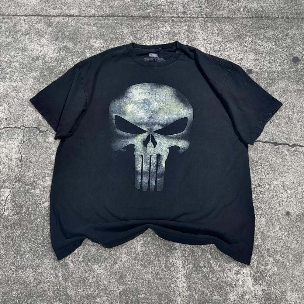 Y2K style Vintage Feel 2XL Big and Baggy Marvel Punisher Heavyweight T-shirt